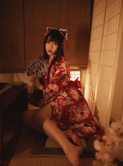 希特勒回来了